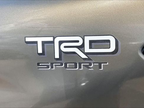 Used 2024 Toyota Tacoma TRD Sport RWD image 10
