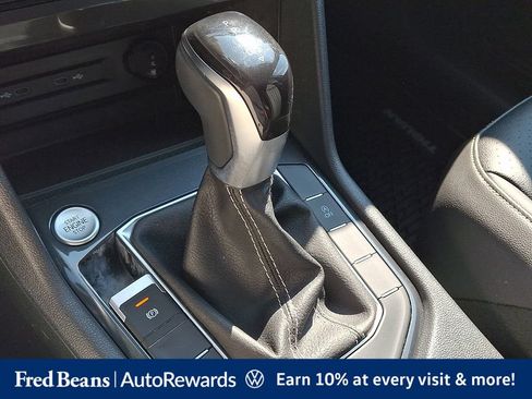 Certified 2023 Volkswagen Tiguan SE w/ Panoramic Sunroof Package AWD/4WD image 23