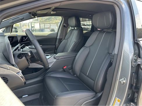 New 2026 Cadillac Optiq Luxury 2 image 23