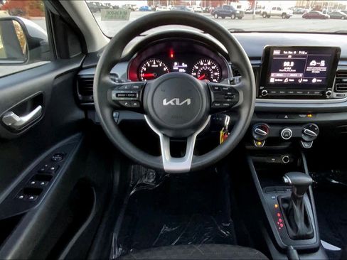 Used 2022 Kia Rio S image 5