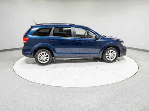Used 2018 Dodge Journey SXT w/ Safe & Sound Group FWD image 29
