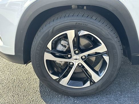 Used 2024 Chevrolet Trax RS w/ Driver Confidence Package image 13