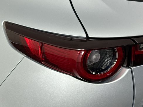 Used 2021 MAZDA CX-30 FWD 2.5 S w/ Select Package image 34