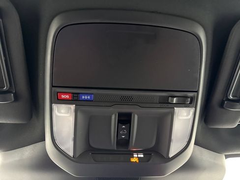 Used 2026 Subaru Forester Premium AWD/4WD image 23