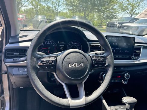 Used 2022 Kia Rio S w/ Technology Package FWD image 11