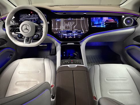 Used 2023 Mercedes-Benz EQS AMG 4MATIC image 36