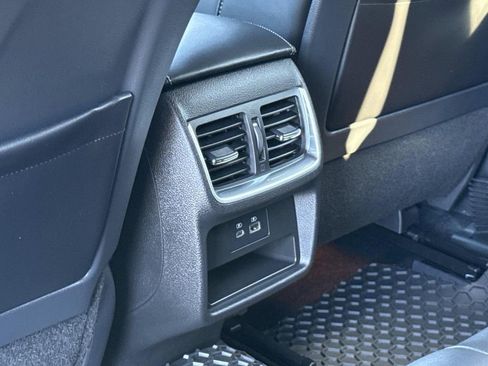 Certified 2022 INFINITI QX50 Luxe w/ Appearance Package image 17