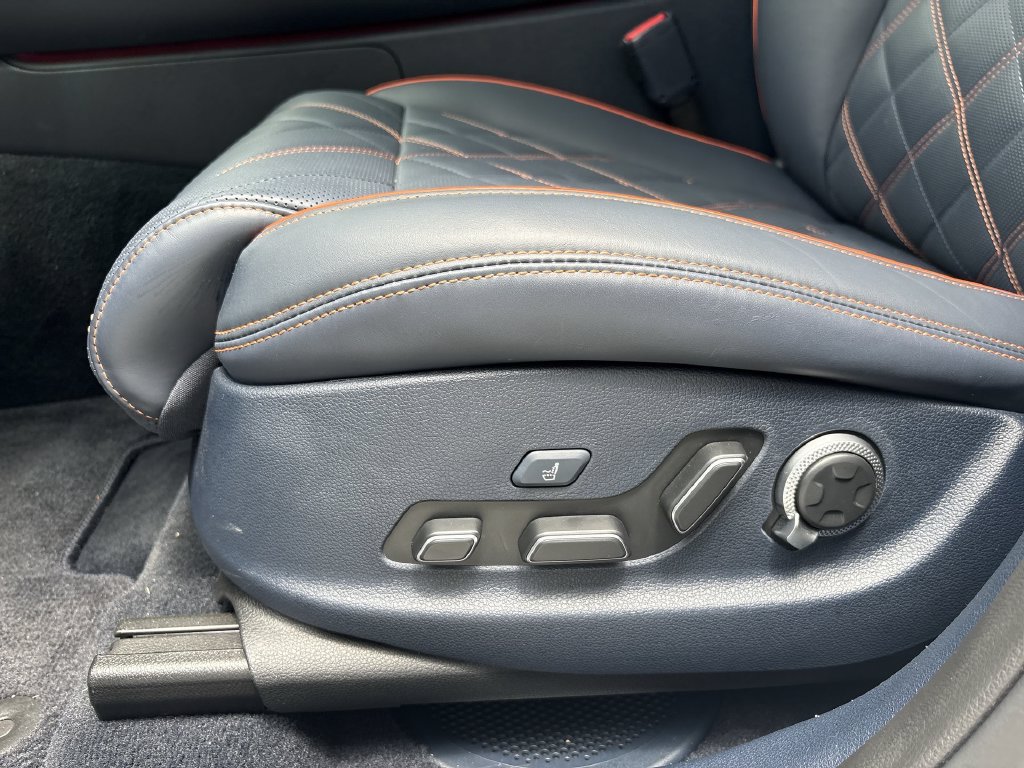 Used 2026 Genesis GV70 3.5T Sport Prestige AWD/4WD image 14