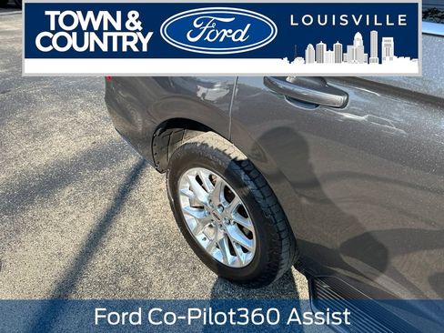 Used 2021 Ford Expedition XLT AWD/4WD image 9