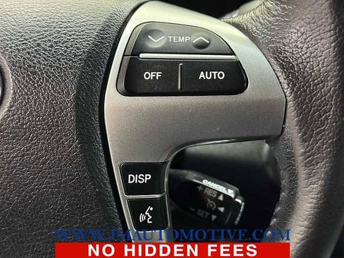 Used 2013 Toyota Highlander Limited image 43