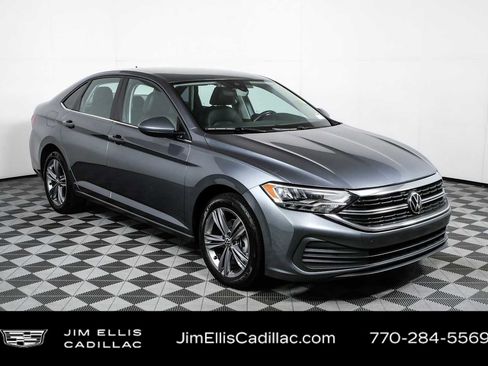 Used 2024 Volkswagen Jetta SE FWD image 1