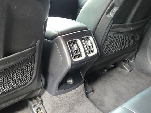 Certified 2024 Kia Sorento S FWD image 11