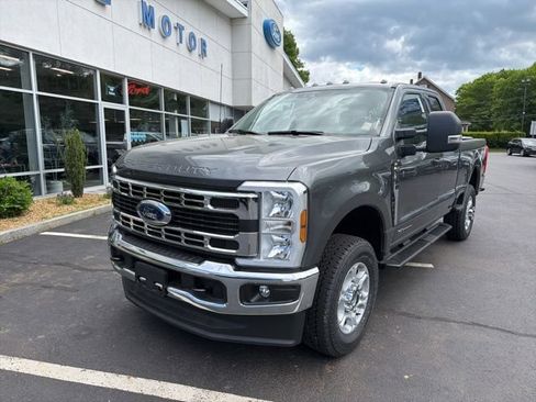 New 2026 Ford F350 XLT w/ FX4 Off-Road Package AWD/4WD image 4