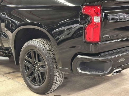 Used 2025 Chevrolet Silverado 1500 RST AWD/4WD image 11