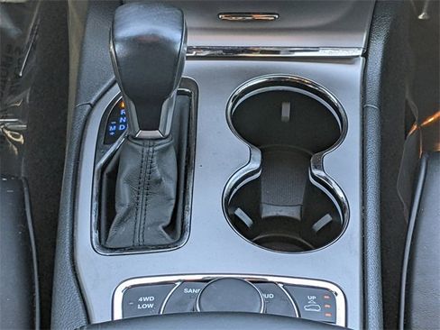 Certified 2018 Jeep Grand Cherokee High Altitude image 15