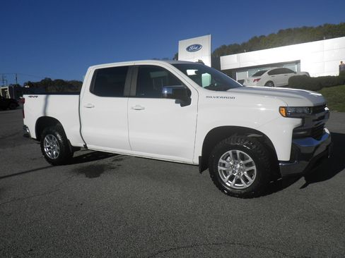 Used 2021 Chevrolet Silverado 1500 LT image 8