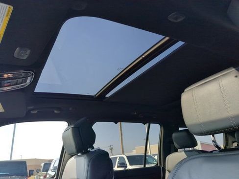 New 2024 Jeep Grand Wagoneer Series I AWD/4WD image 11