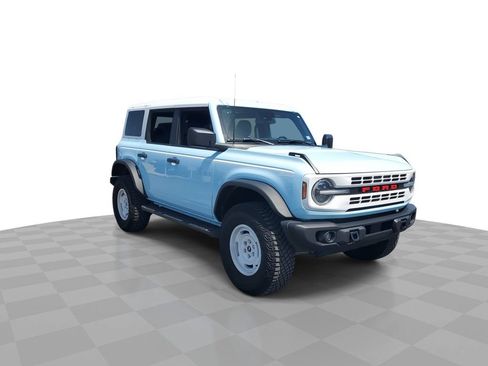 Used 2024 Ford Bronco Heritage Edition AWD/4WD image 2