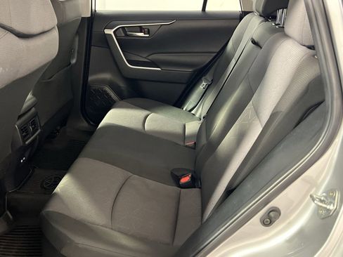 Used 2025 Toyota RAV4 XLE image 25