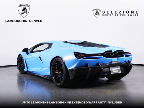 Used 2024 Lamborghini Revuelto image 3