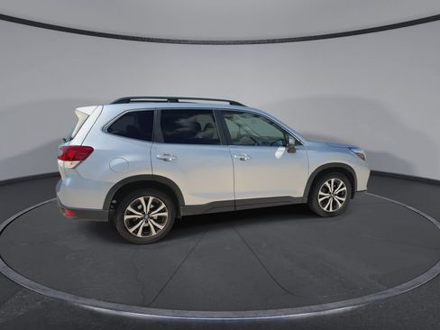 Used 2019 Subaru Forester Limited AWD/4WD image 9