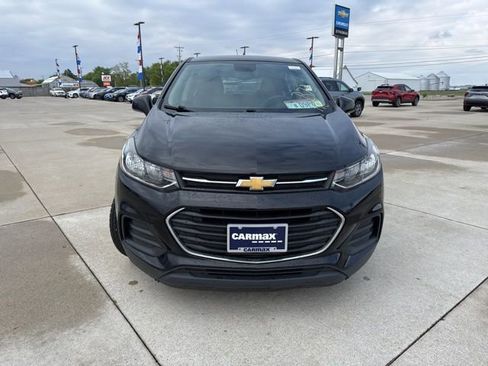 Used 2020 Chevrolet Trax LS FWD image 13