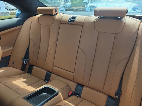 Used 2025 BMW 230i Coupe RWD image 9