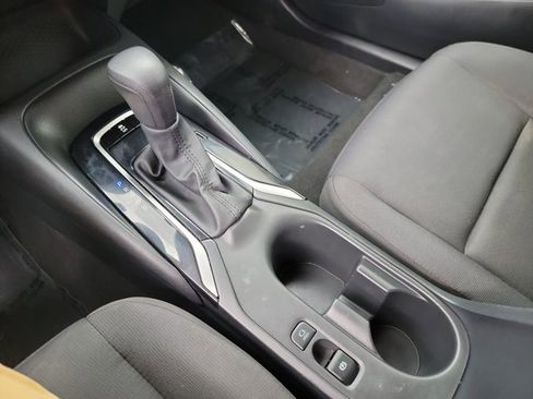 Used 2024 Toyota Corolla LE image 23