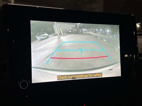 Used 2025 Toyota Corolla Cross AWD Hybrid image 19