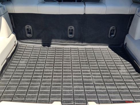 Used 2006 Dodge Magnum R/T image 20