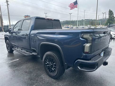 Used 2023 Chevrolet Silverado 3500 LTZ w/ LTZ Plus Package AWD/4WD image 4