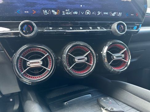 Used 2024 Chevrolet Blazer EV RS image 19