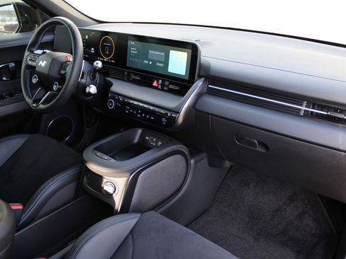 Used 2025 Hyundai Ioniq 5 N image 28