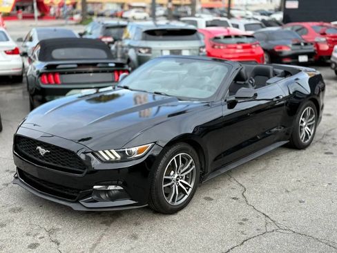 Used 2016 Ford Mustang Premium image 6
