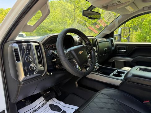 Used 2017 Chevrolet Silverado 2500 LTZ w/ Duramax Plus Package AWD/4WD image 15