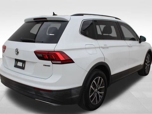 Used 2019 Volkswagen Tiguan SE image 8