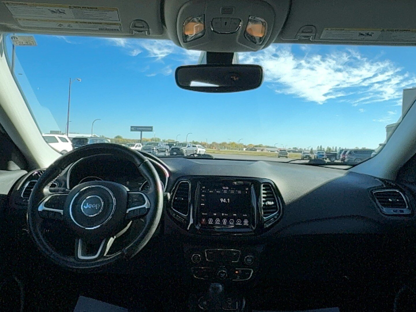 Used 2018 Jeep Compass Limited AWD/4WD image 15