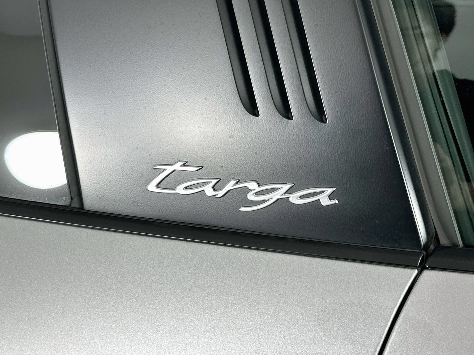 Used 2022 Porsche 911 Targa 4S AWD/4WD image 38