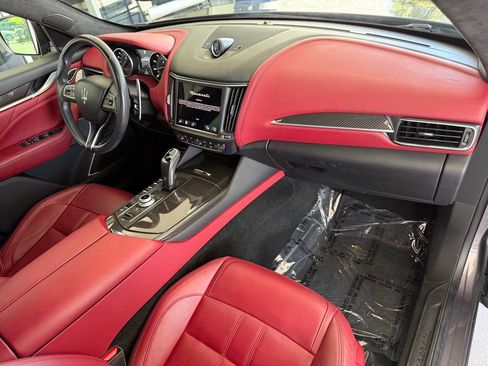 Certified 2023 Maserati Levante Modena AWD/4WD image 15