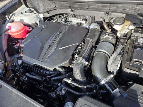 Certified 2025 Kia Sorento SX image 18