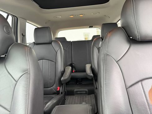 Used 2017 Buick Enclave Premium w/ Experience Buick Package AWD/4WD image 35