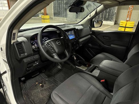 Used 2024 Nissan Frontier S w/ S Utility Package image 23