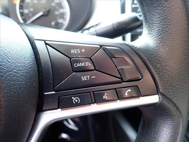 Used 2021 Nissan Versa SV FWD image 20