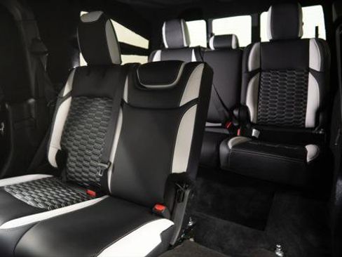 Used 2026 Jeep Gladiator Sport image 49