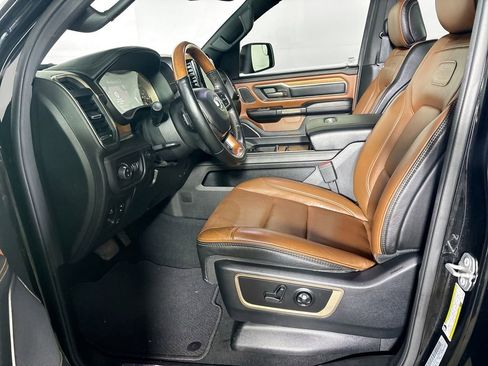 Used 2019 RAM 1500 Limited AWD/4WD image 11