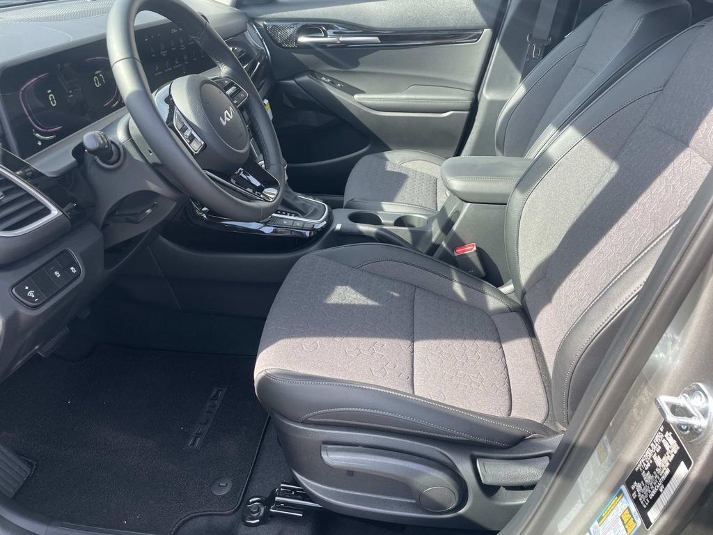Used 2026 Kia Seltos S AWD/4WD image 18