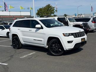 Used 2018 Jeep Grand Cherokee Altitude AWD/4WD video 2