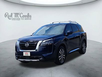 Used 2022 Nissan Pathfinder Platinum w/ Cargo Package