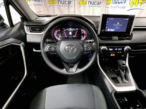 Certified 2023 Toyota RAV4 LE AWD/4WD image 17