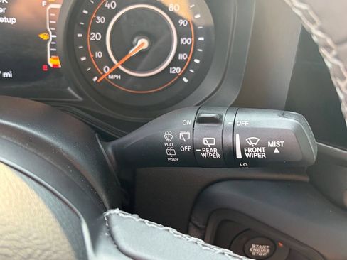 Used 2026 Jeep Wrangler Unlimited Rubicon AWD/4WD image 42